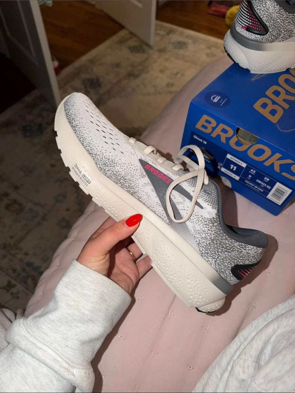 Brooks Ghost 16